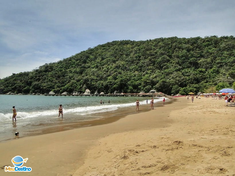 Praia de Laranjeiras - Balneário Camboriú-SC