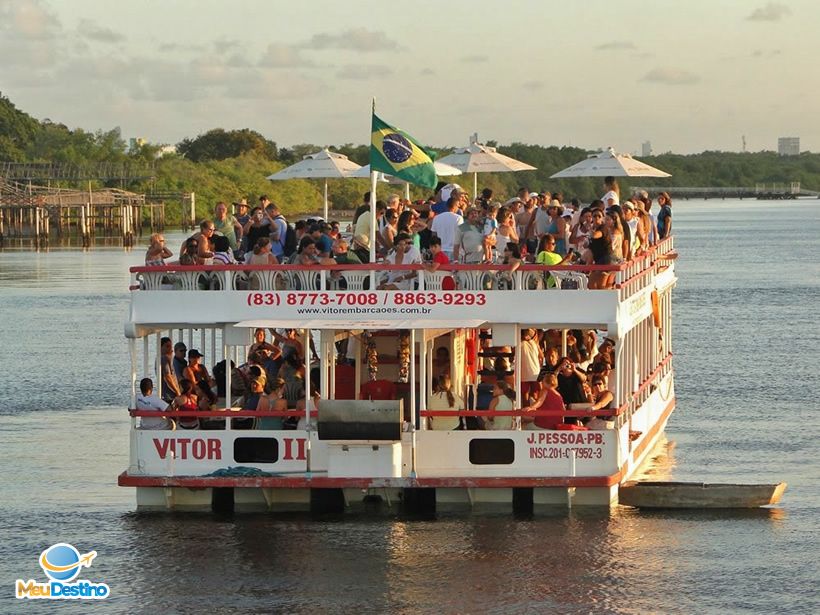 Passeio de Barco - Praia do Jacaré - João Pessoa-PB