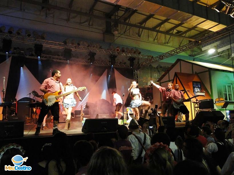 Banda Cavalinho - Oktoberfest de Blumenau-SC