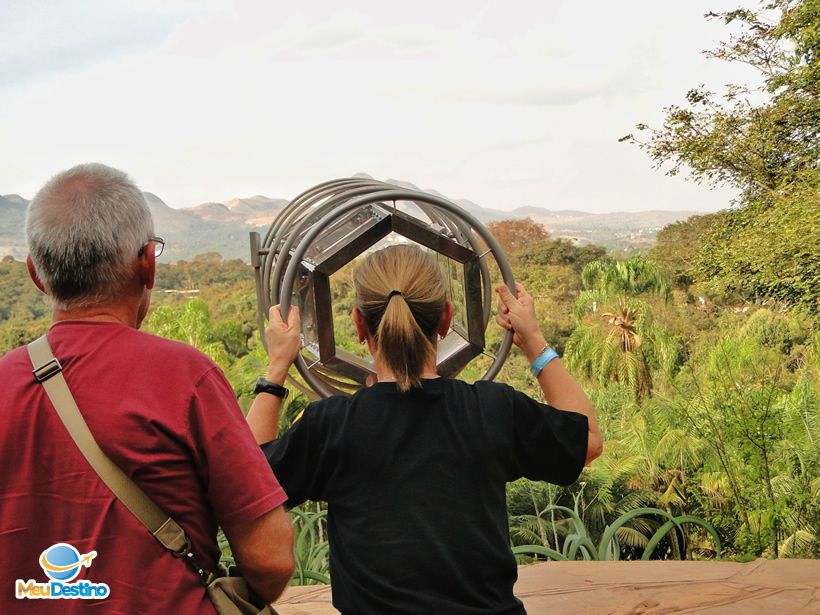 "Viewing Machine", por Olafur Eliasson - Inhotim