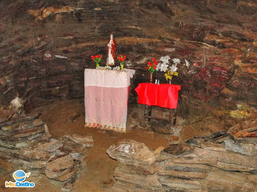 Altar à Santa Bárbara