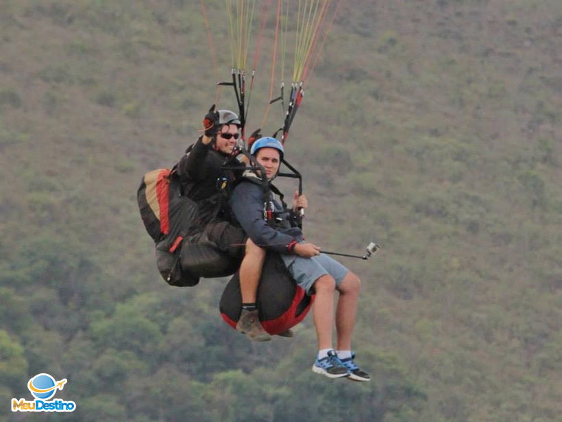Vôo de Parapente - 12 coisas que aprendi viajando