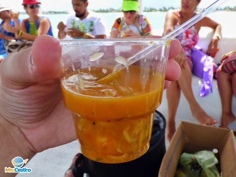 Caldo de frutos do mar - Escuna Gazella - Sergipe