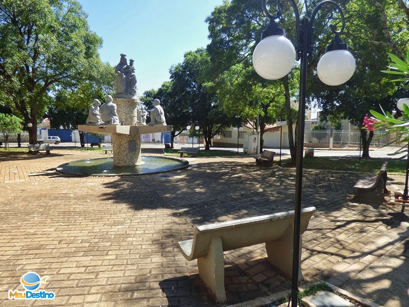 Igreja de Nossa Senhora do Rosário - Dores do Indaiá-MG