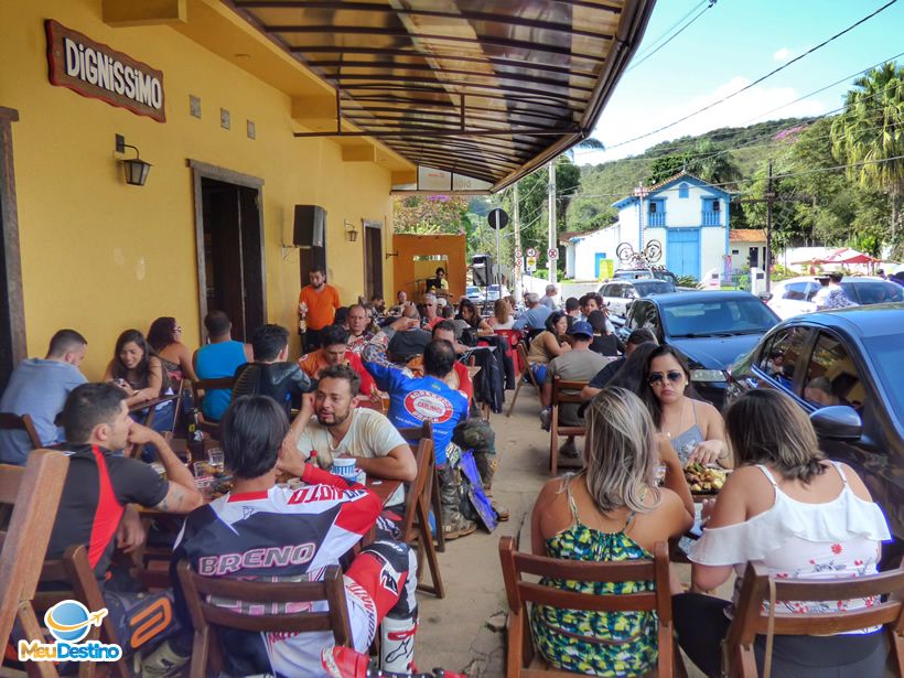 Digníssimo - Onde comer em Macacos-MG