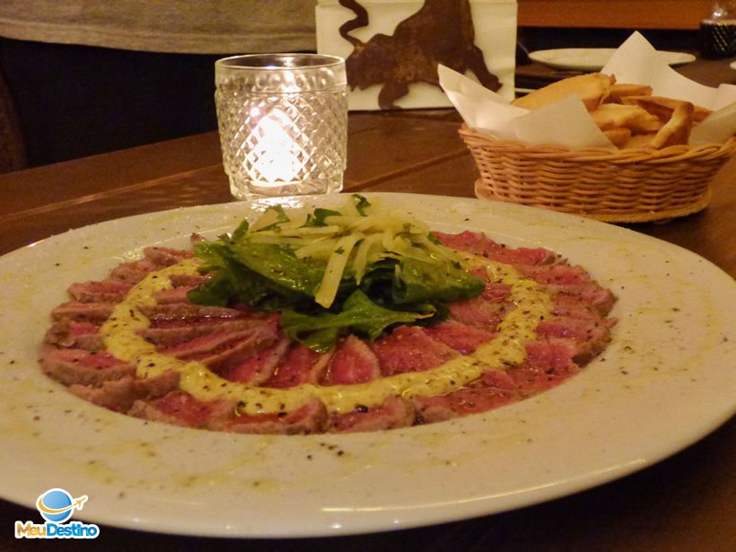 Carpaccio de Entrecôte - Toro Burgers e Beefs - Onde comer em Gramado-RS