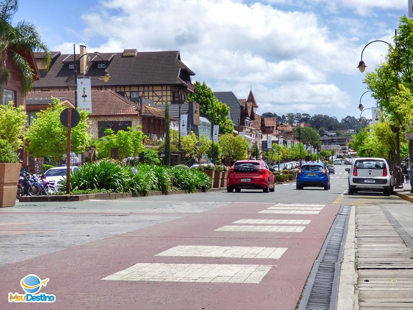Avenida Borges de Medeiros - O que fazer em Gramado-RS