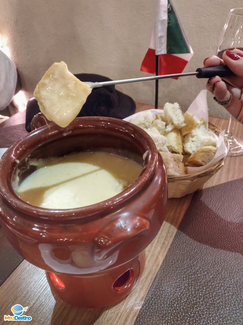 Restaurante Cantina Itália - Fondue - Campos do Jordão-SP