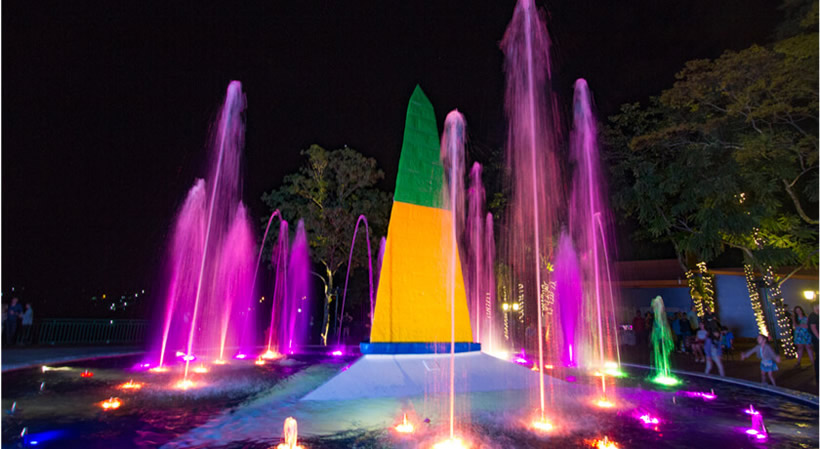 Marco das Três Fronteiras - O que fazer em Foz do Iguaçu-PR