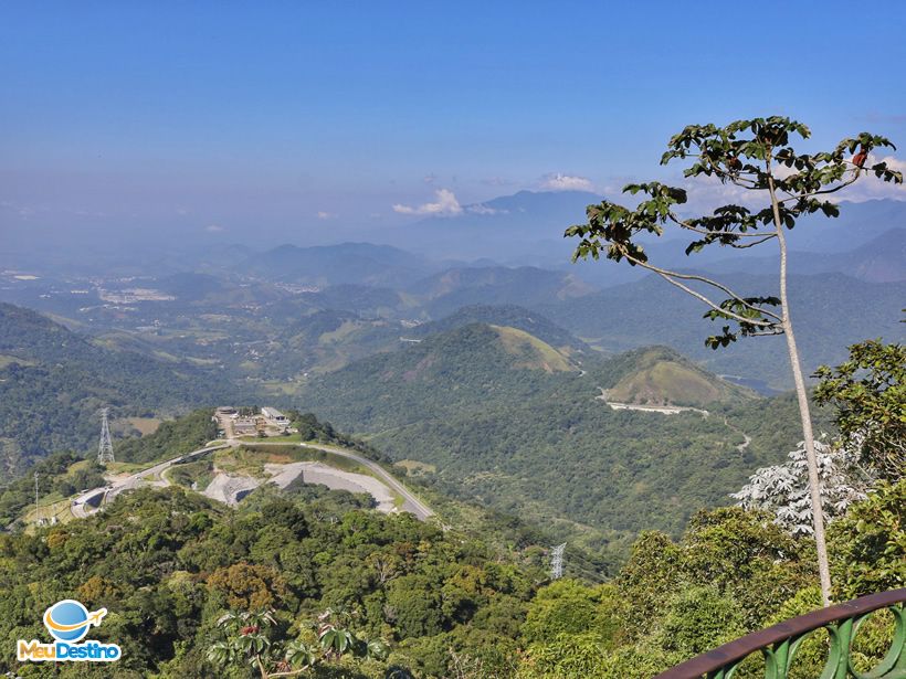 Mirante do Cristo na BR-040 - Petrópolis-RJ