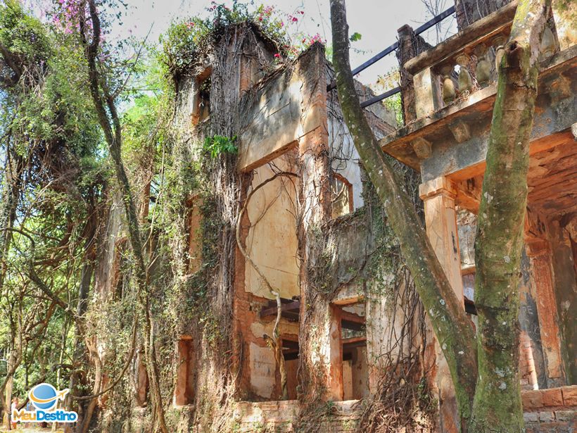 Ruínas do Hotel Rádio - Araxá-MG