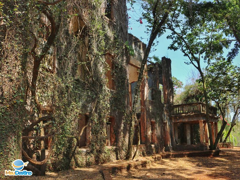 Ruínas do Hotel Rádio - Araxá-MG