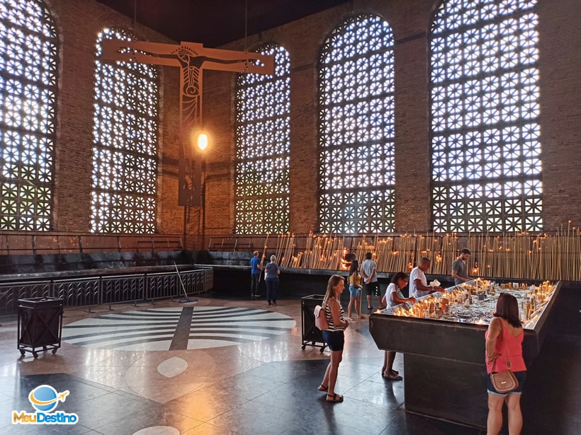 Capela das Velas - O que fazer no Santuário Nacional - Aparecida-SP
