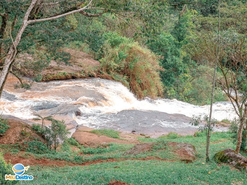 Cachoeira das Sete Quedas - Gonçalves-MG
