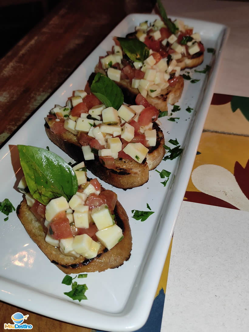 Restaurante Pierina - Jantar em Lavras Novas-MG