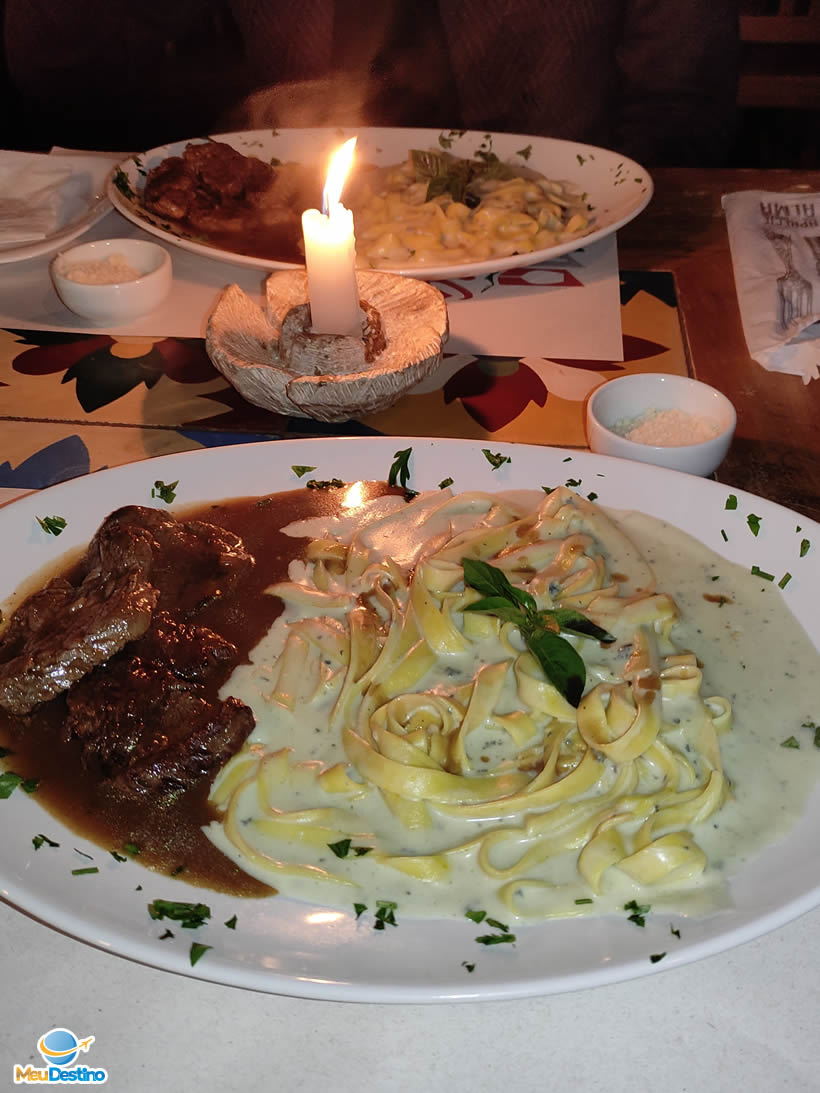 Restaurante Pierina - Jantar em Lavras Novas-MG