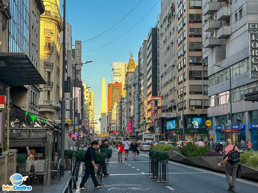 Avenida Corrientes - Buenos Aires - Argentina