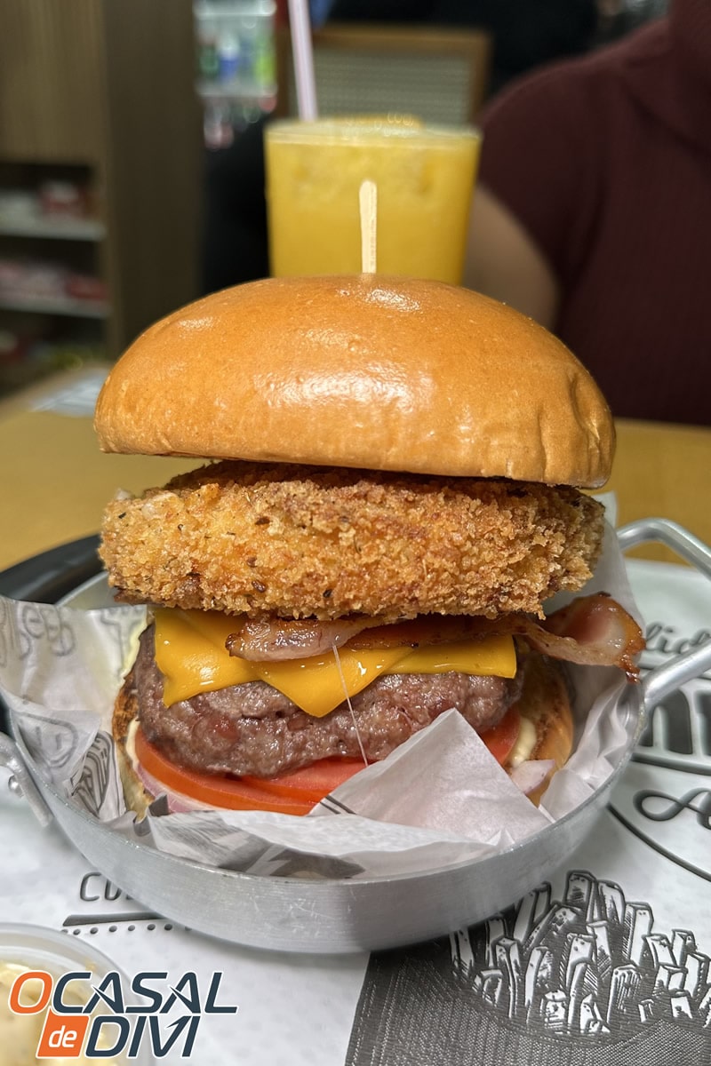 Rochas Hamburgueria - Experiências na região centro-oeste de Minas Gerais