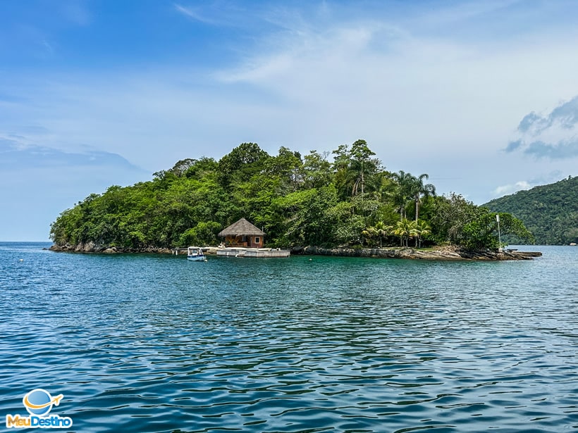 Litoral - Passeio de barco em Angra dos Reis-RJ